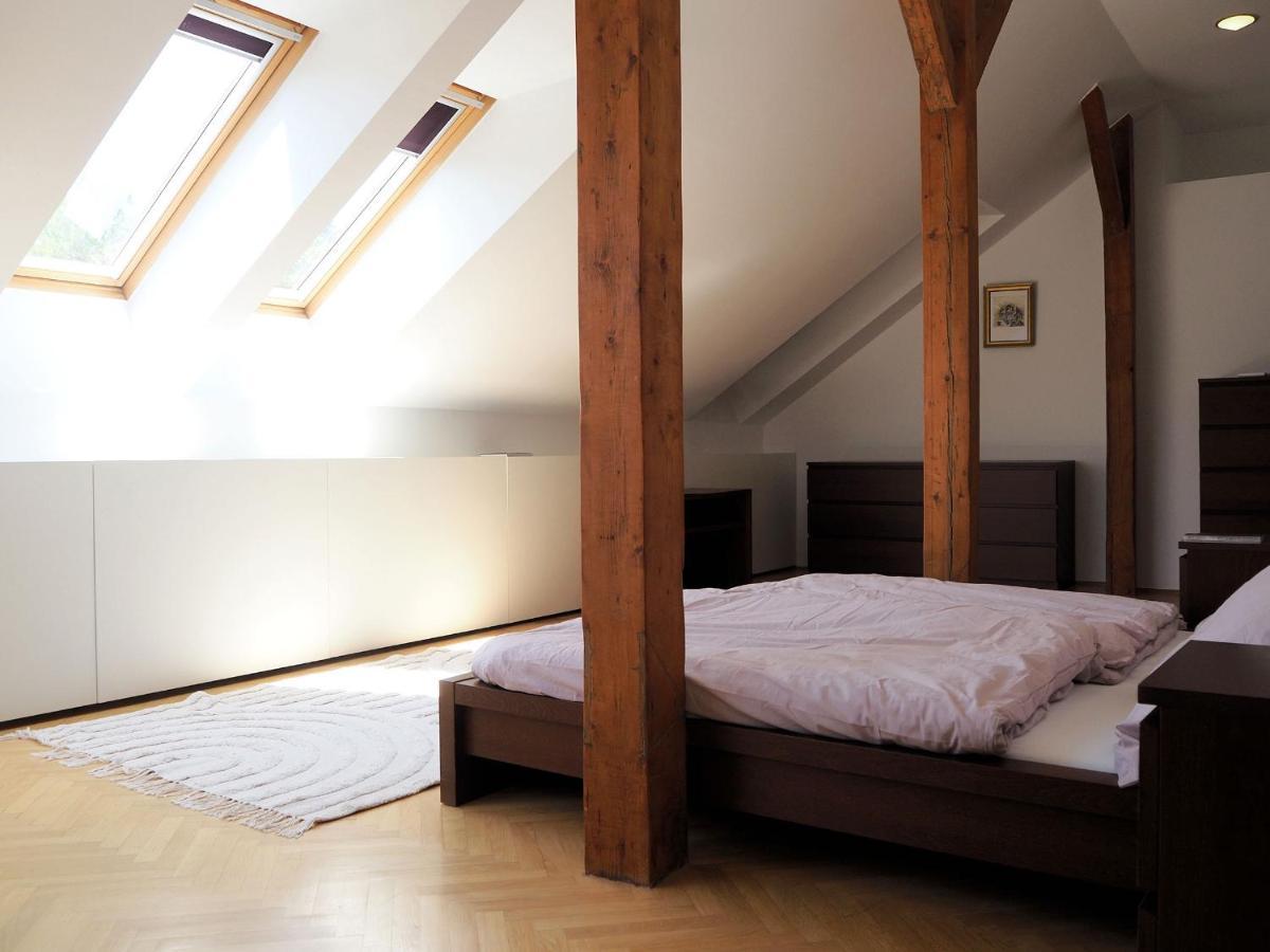 Vynimocny Apartman V Staromestskej Vile S Vyhladom Na Hrad Bratislava Eksteriør billede